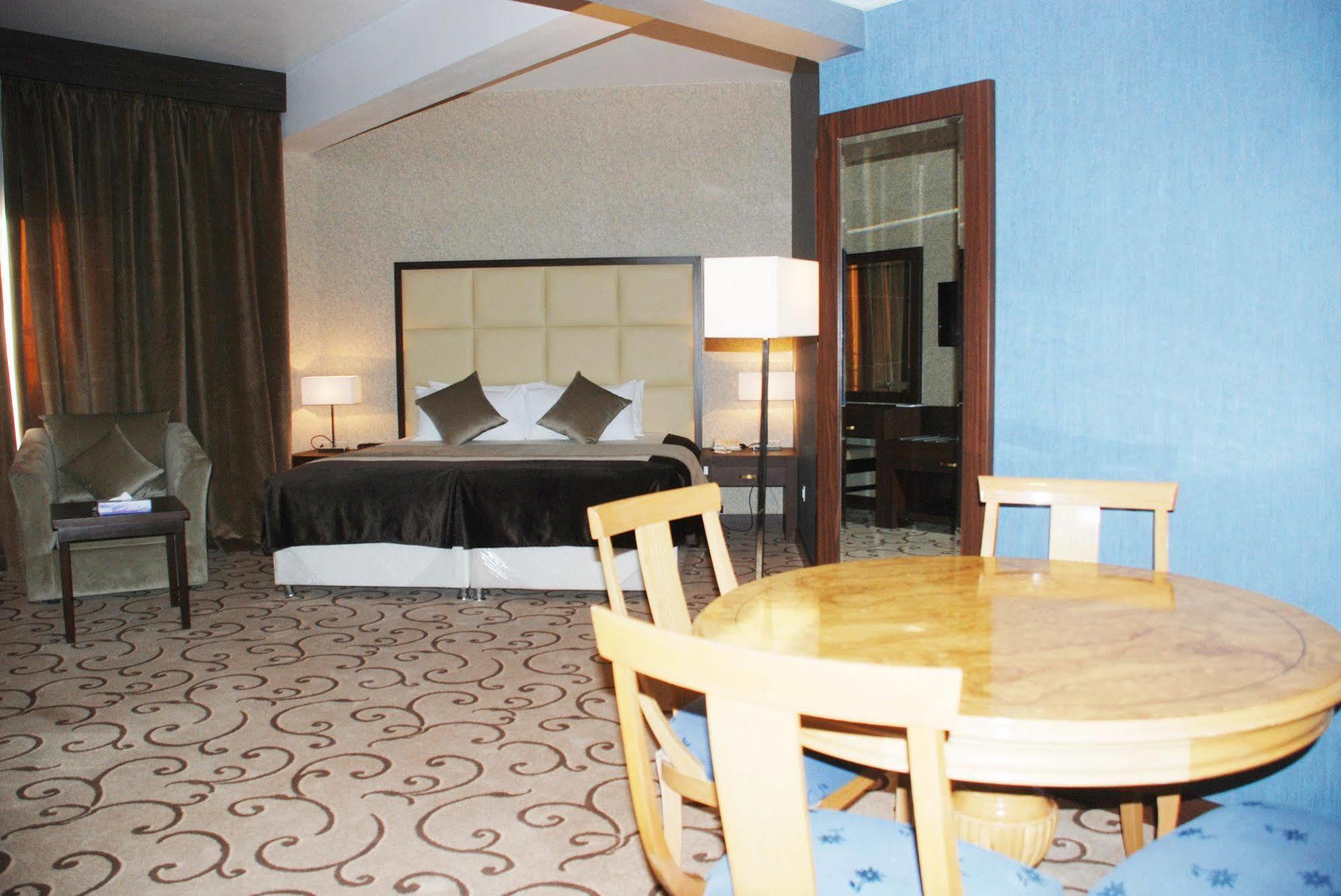 Al Rabea Hotel Najran Exterior photo